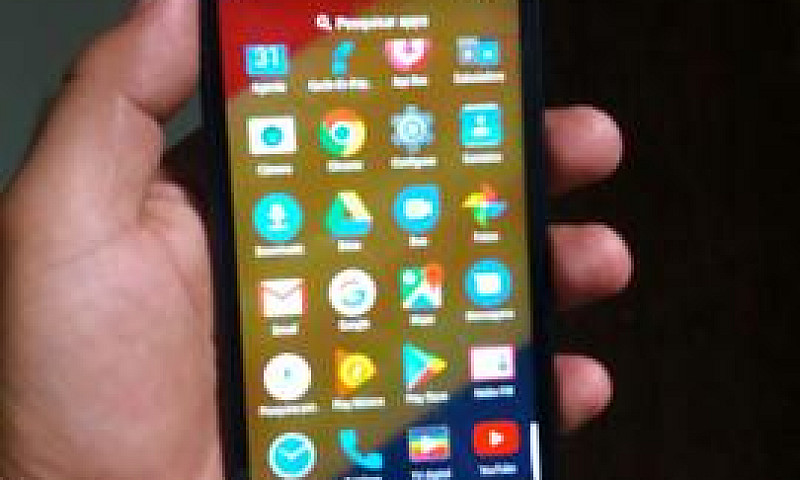 Motorola Moto C Plus...