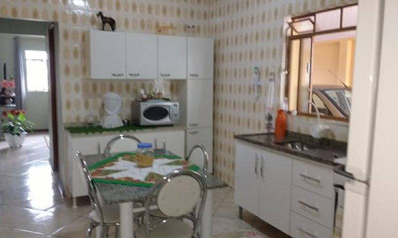 Casa À Venda Com 3 D...