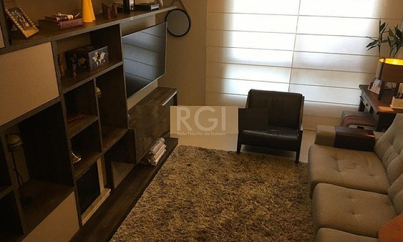 Casa Em Aberta Dos M...