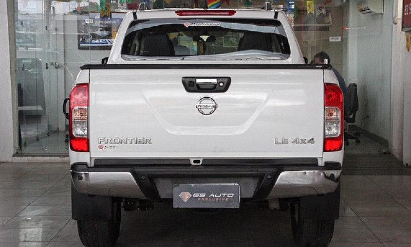 Nissan Frontier 2.3 ...