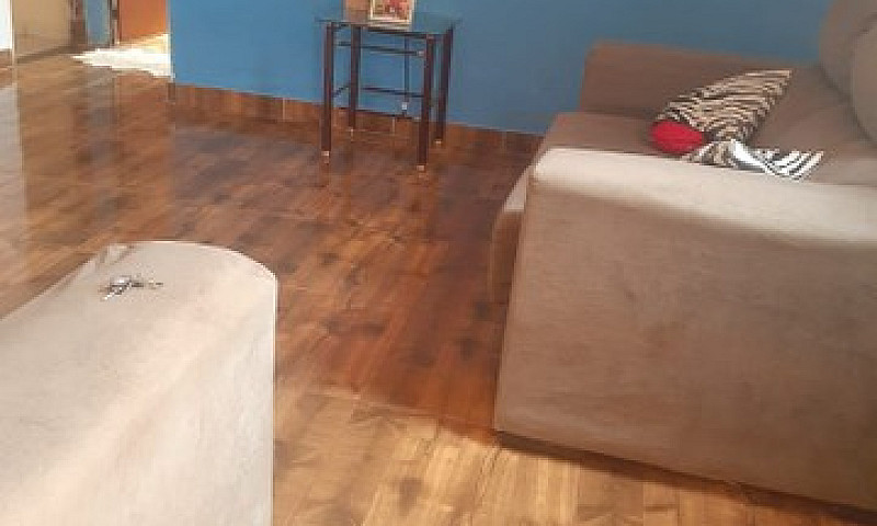 Vendo Ótima Casa ...