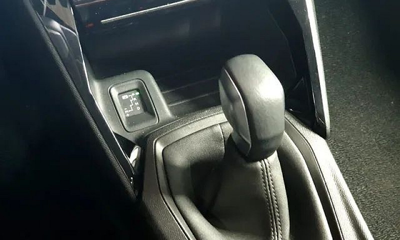 Peugeot 208 Active P...
