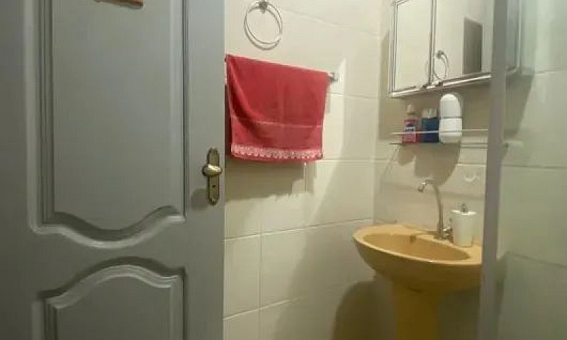 Imóvel Disponível Em...