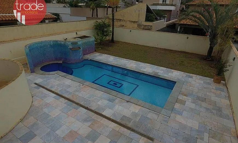 Casa Em Condomínio F...