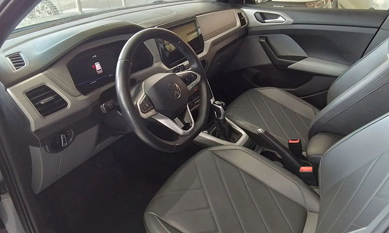 Volkswagen T-Cross C...