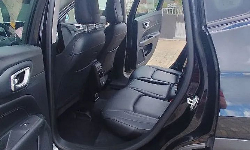 Jeep Compass Long. T...