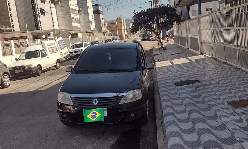 Renault Logan Expres...