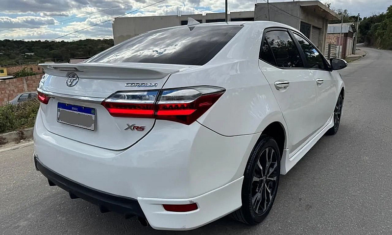 Toyota Corolla Xrs 2...