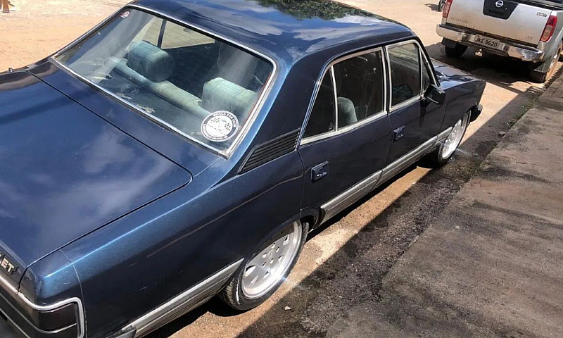 Chevrolet Caravan L/...