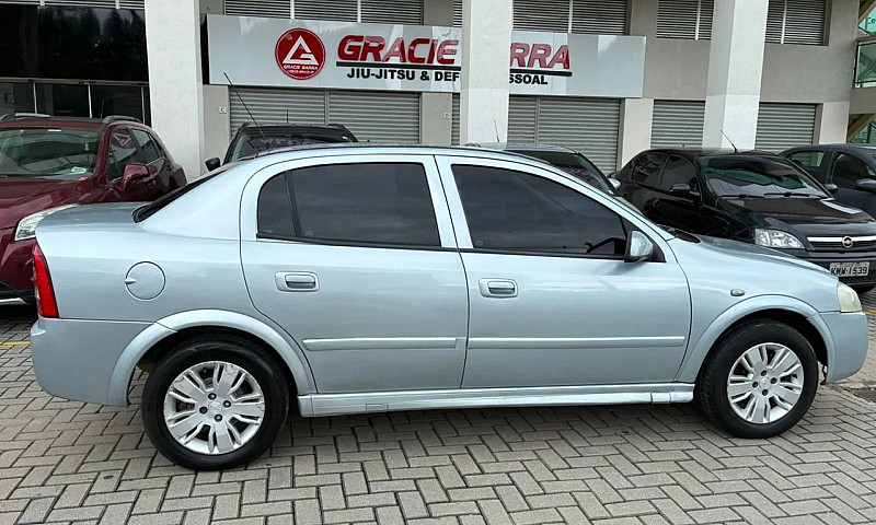 Chevrolet Astra Sed....