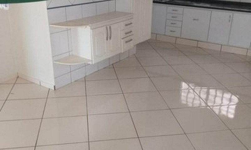 Vendo Linda Casa Com...