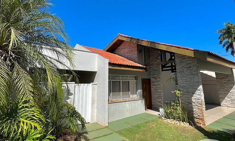Casa De Condomínio P...