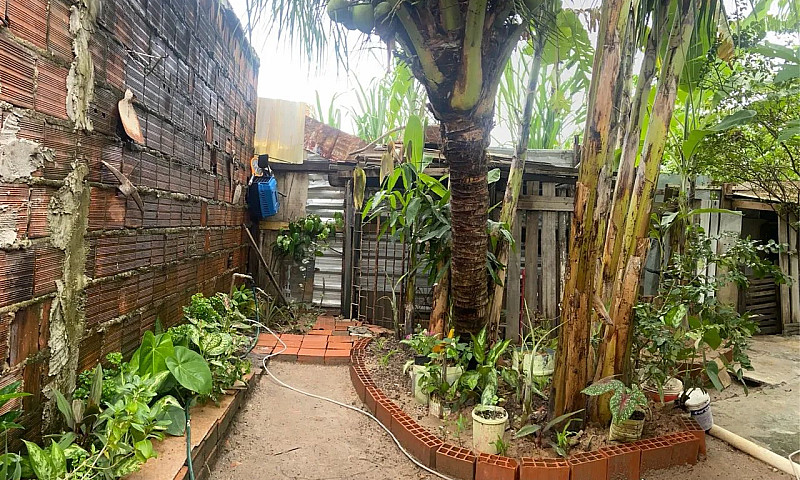 Vende-Se Casa...