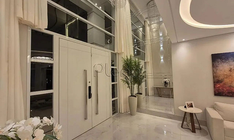 Sobrado À Venda Em C...