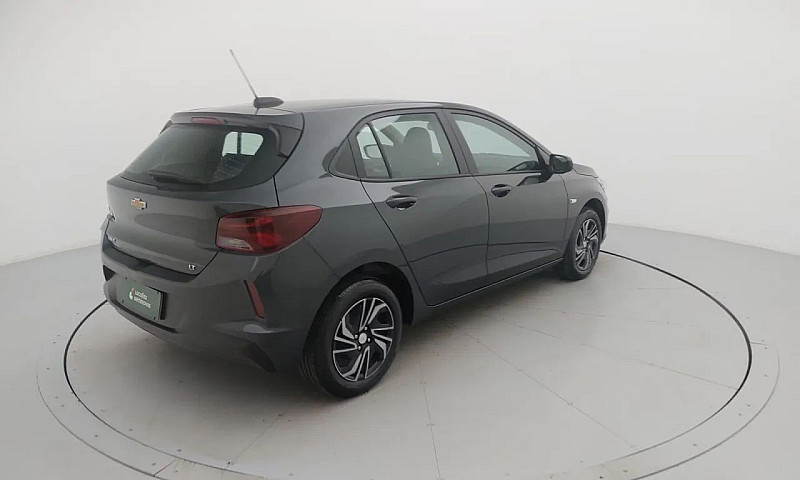 Chevrolet Onix Hatch...