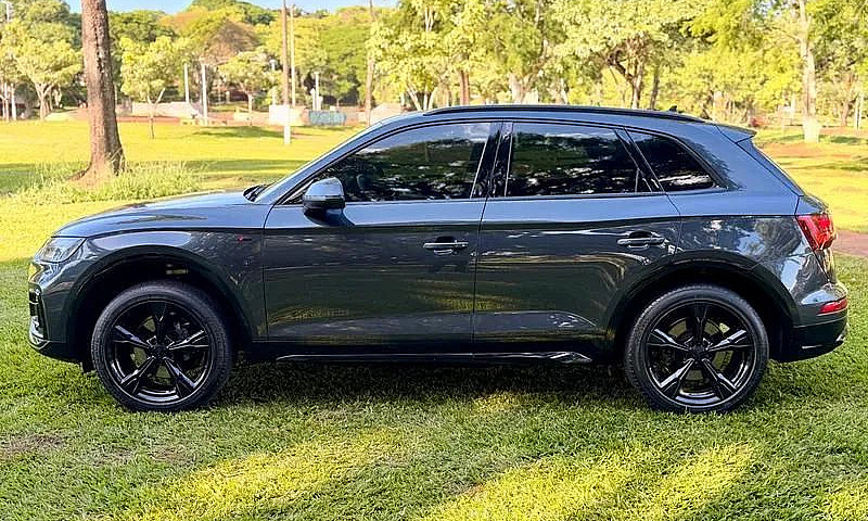 Audi Q5 Prestige 2.0...