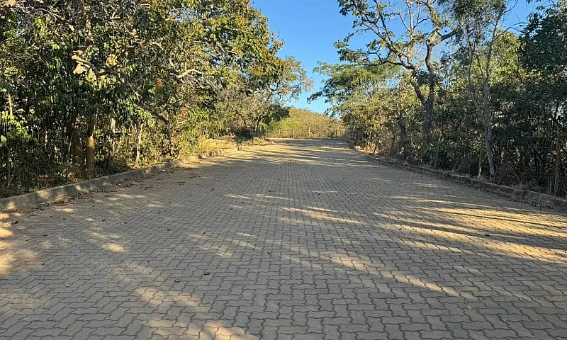 - Casa Em Condomínio...