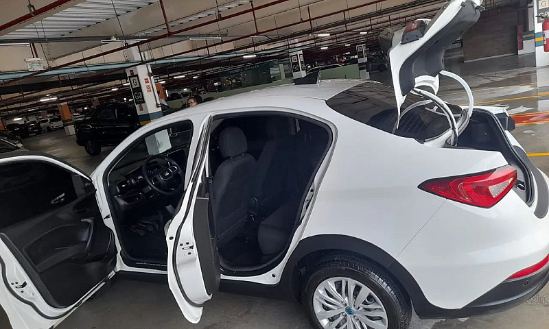 Fiat Cronos Drive 1....