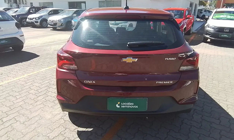 Chevrolet Onix Hatch...