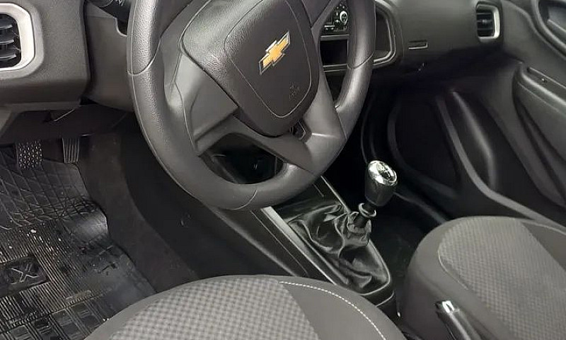 Chevrolet Onix Hatch...