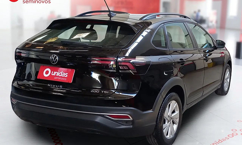 Volkswagen Nivus Com...
