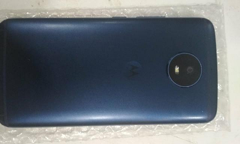 Celular Moto G5S...