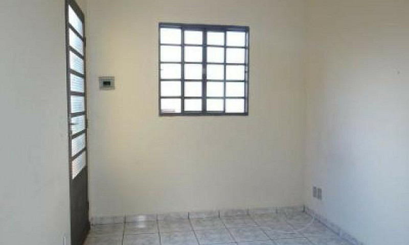 Casa Em Jau Ótima Lo...