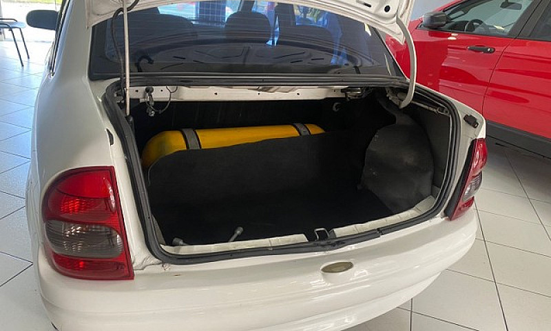 Gm Chevrolet Corsa 1...