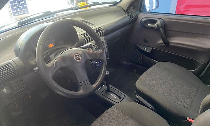 Gm Chevrolet Corsa 1...