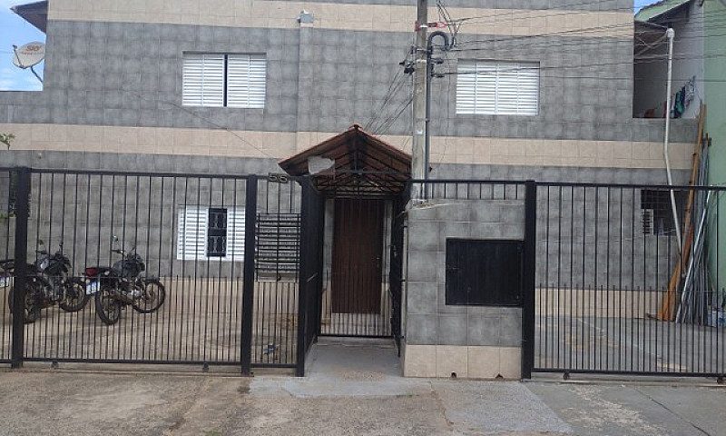 Aluga-Se Apartamento...