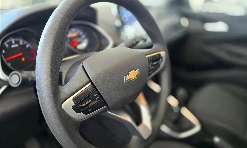 Chevrolet Onix Hatch...