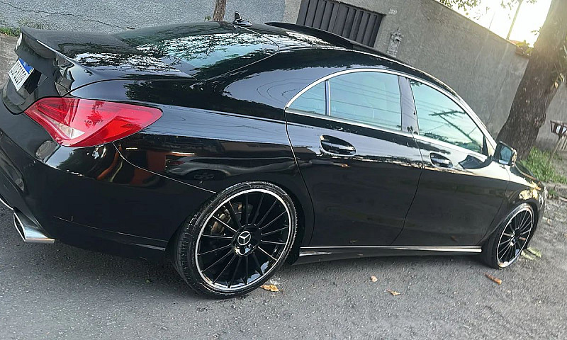 Mercedes-Benz Cla-20...