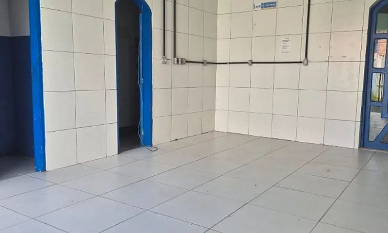 Vendo Casa Comercial...