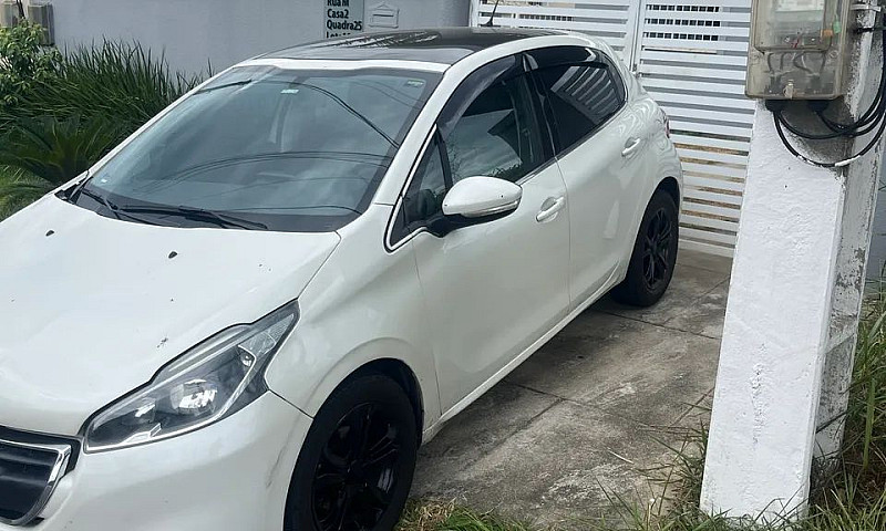 Peugeot 208 Griffe 1...