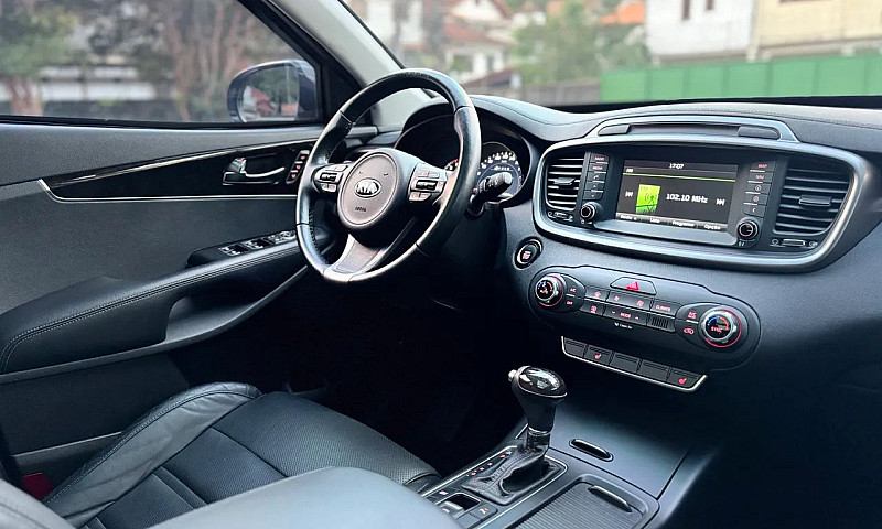 Kia Motors Sorento 3...
