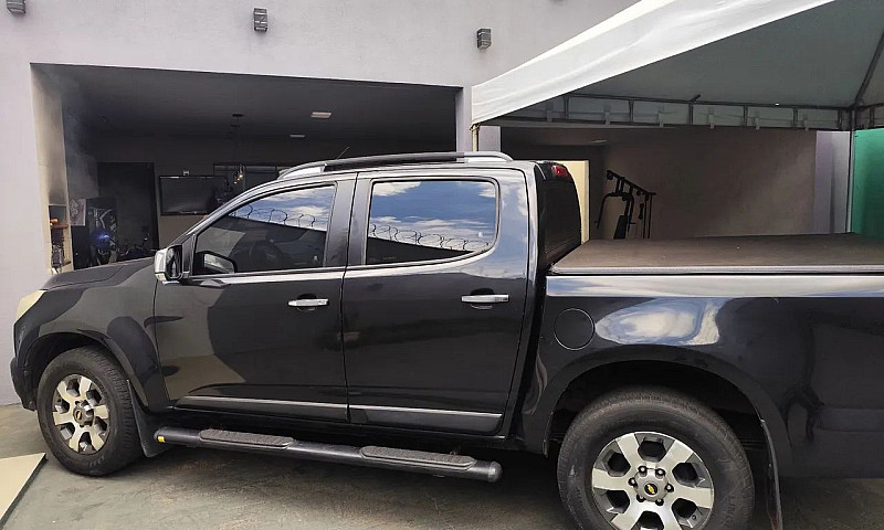 Chevrolet S10 Pick-U...