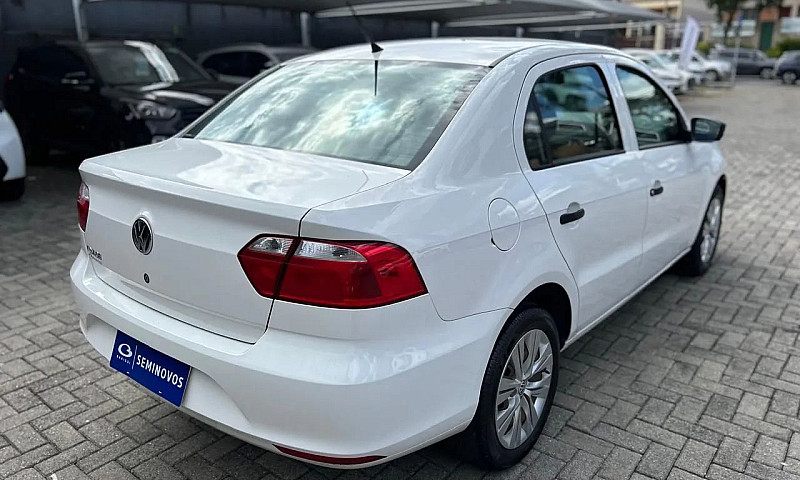 Volkswagen Voyage 1....