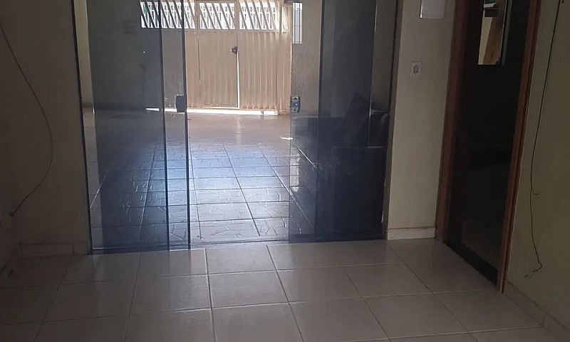 Casa Disponível ...