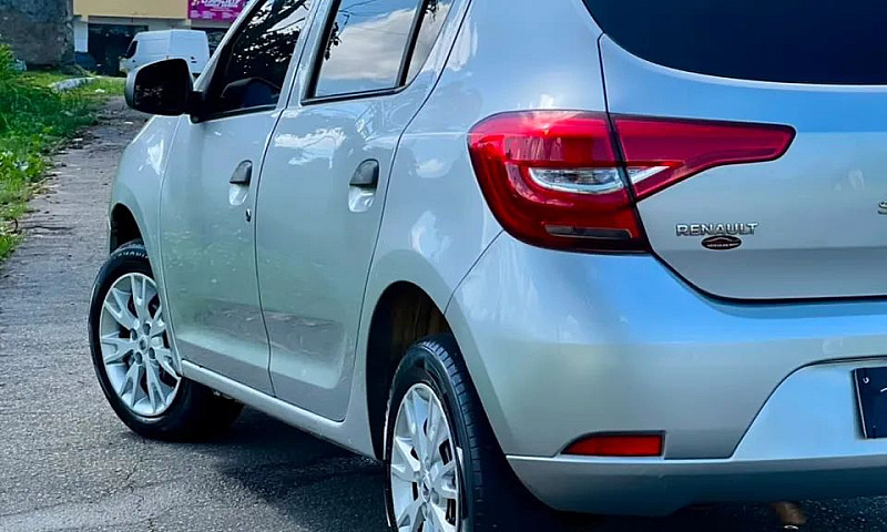 Renault Sandero Life...