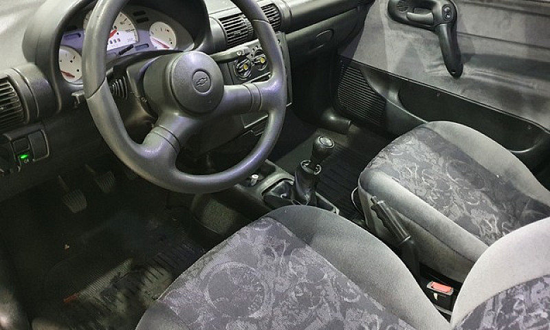 Chevrolet Corsa Mile...