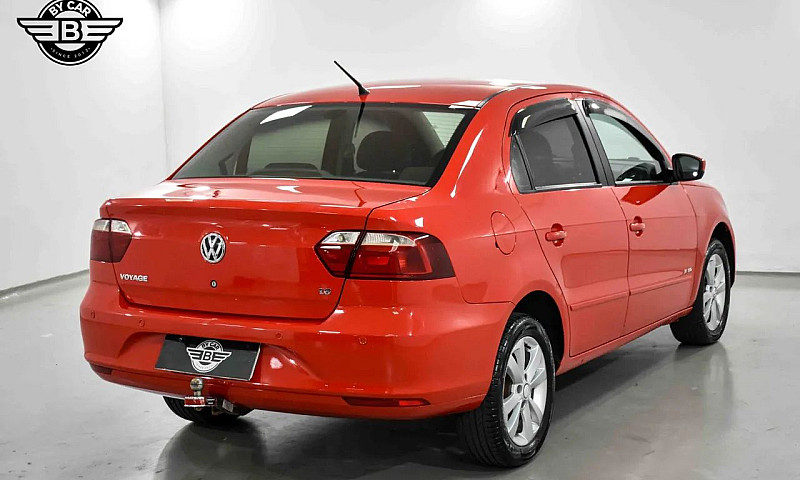 Volkswagen Voyage 1....