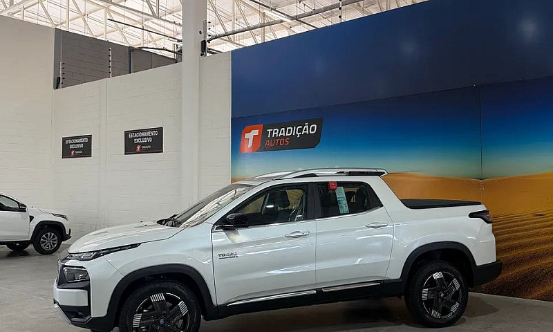 Fiat Toro Volcano 2....