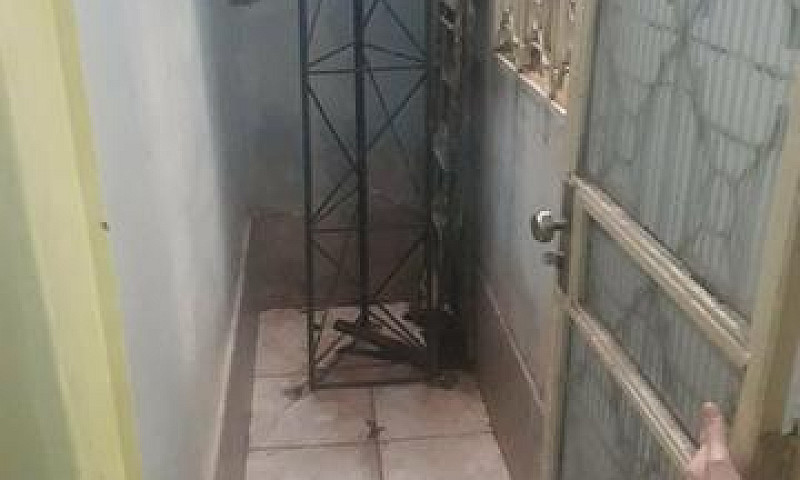 Ótima Casa No Setor ...