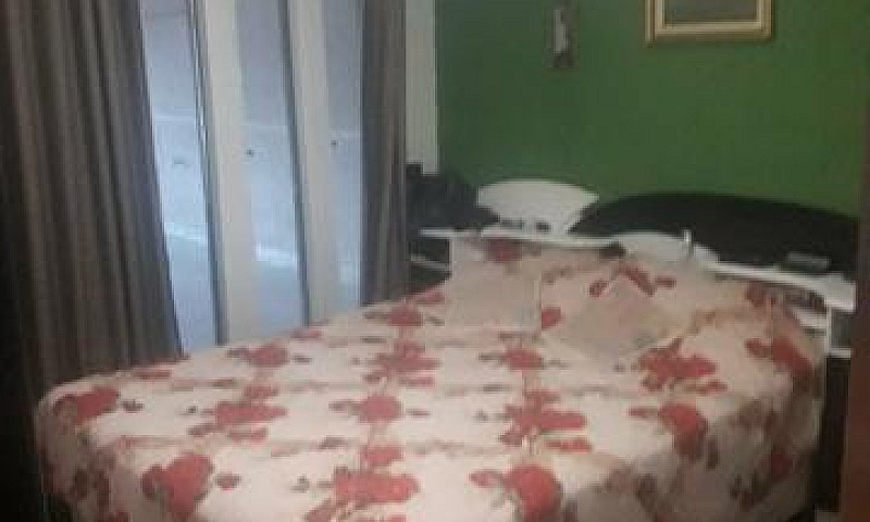 Ótima Casa No Setor ...