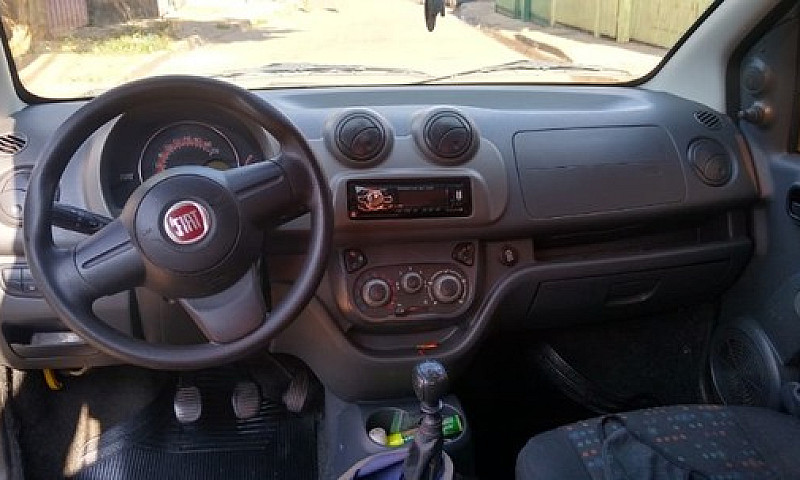 Fiat Uno Evo 2015 R$...