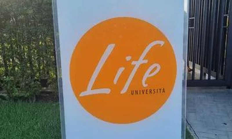 # Life Universita...
