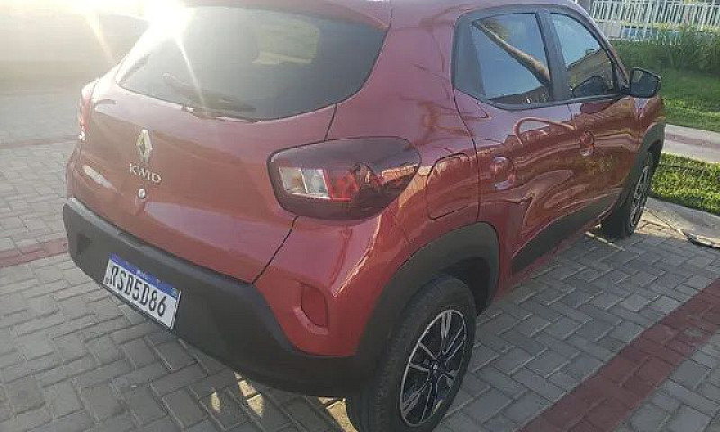 Kwid  Intense 2 2023...