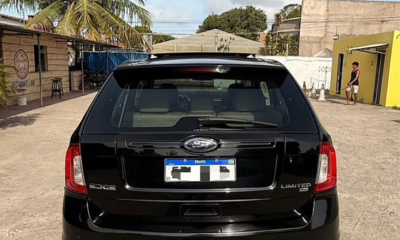 Ford Edge Limited 3....