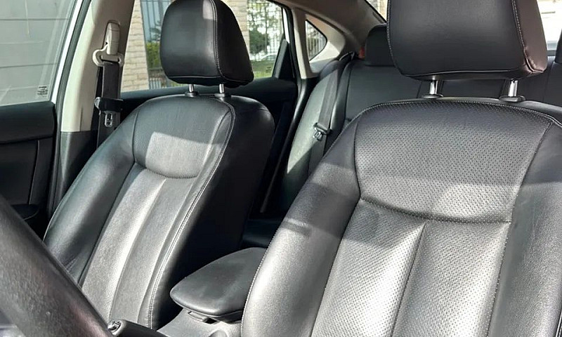 Nissan Sentra Sl 2.0...