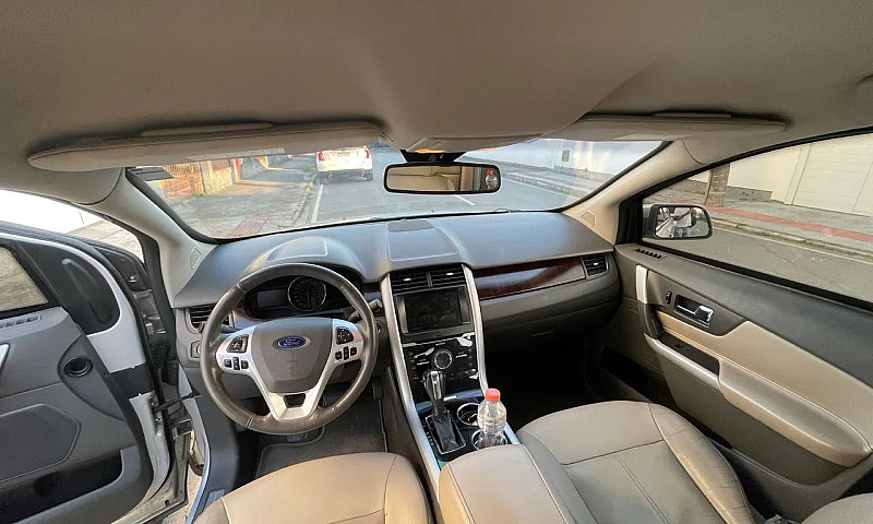 Ford Edge Limited 3....